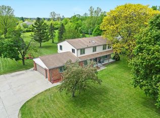 9325 N Ridge Rd, Plymouth, MI 48170