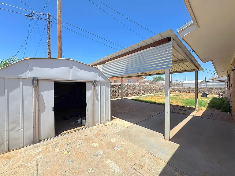 10617 Josie Pl — Photo 23