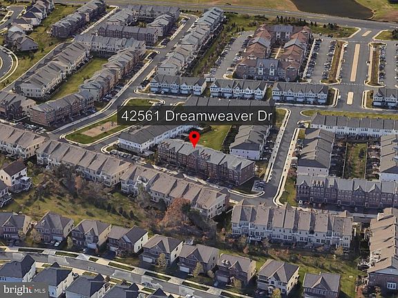 2nd image of 42561 Dreamweaver Dr