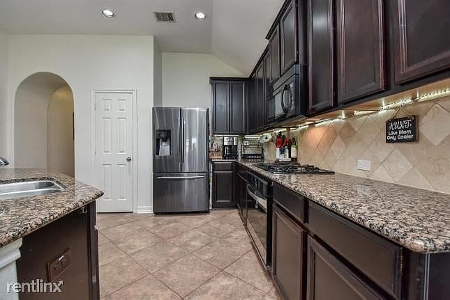 1st image of 9971 Lazy Cove Ln