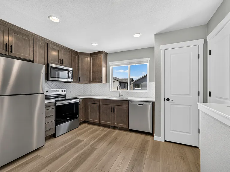 3474 Hopscotch Way — Photo 9