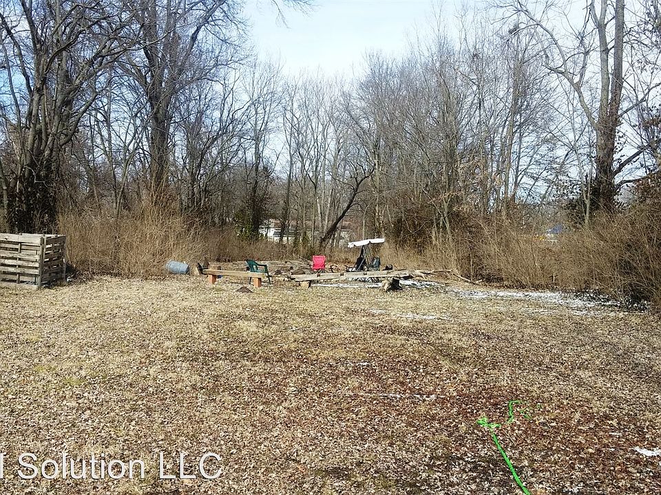 2nd image of 1407 Lowe St