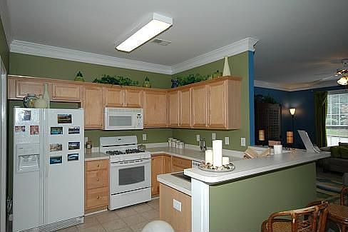 Maple Cabinets in Kitchen
