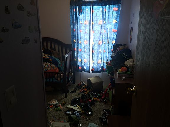 2nd image of 319 Spinel St