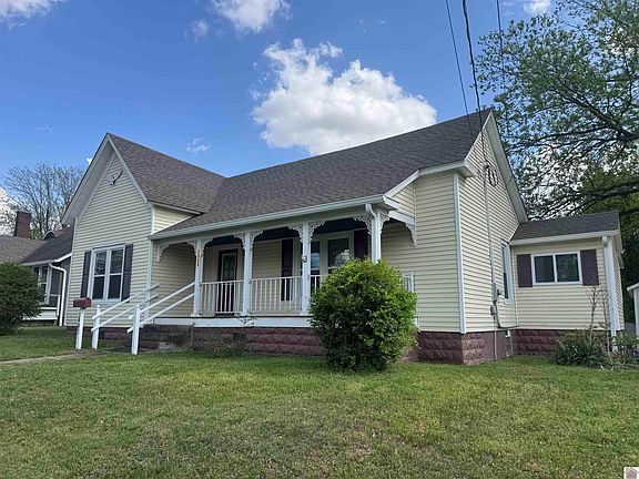 2nd image of 1003 Main St
