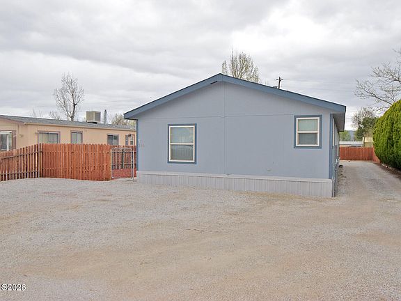 3rd image of 289 Aristocrat Way