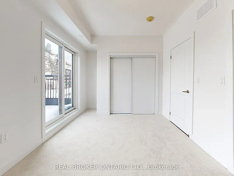 15100 Yonge St N #216 — Photo 17