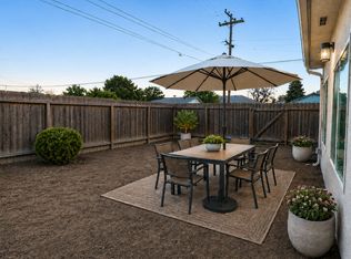 917 Pine St, Manteca, CA 95336
