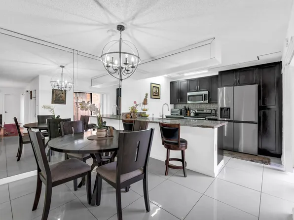 8437 N Coral Circle #8437, North Lauderdale, FL 33068