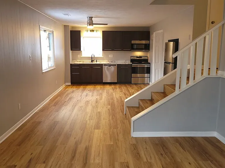 357 Gilmore St — Photo 12