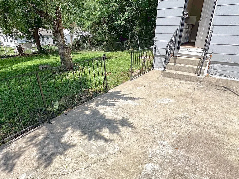 7246 Tracy Ave — Photo 17