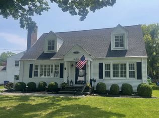 111 Montclair Dr, West Hartford, CT 06107
