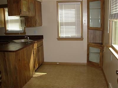 3rd image of 21550 Clifford Dr