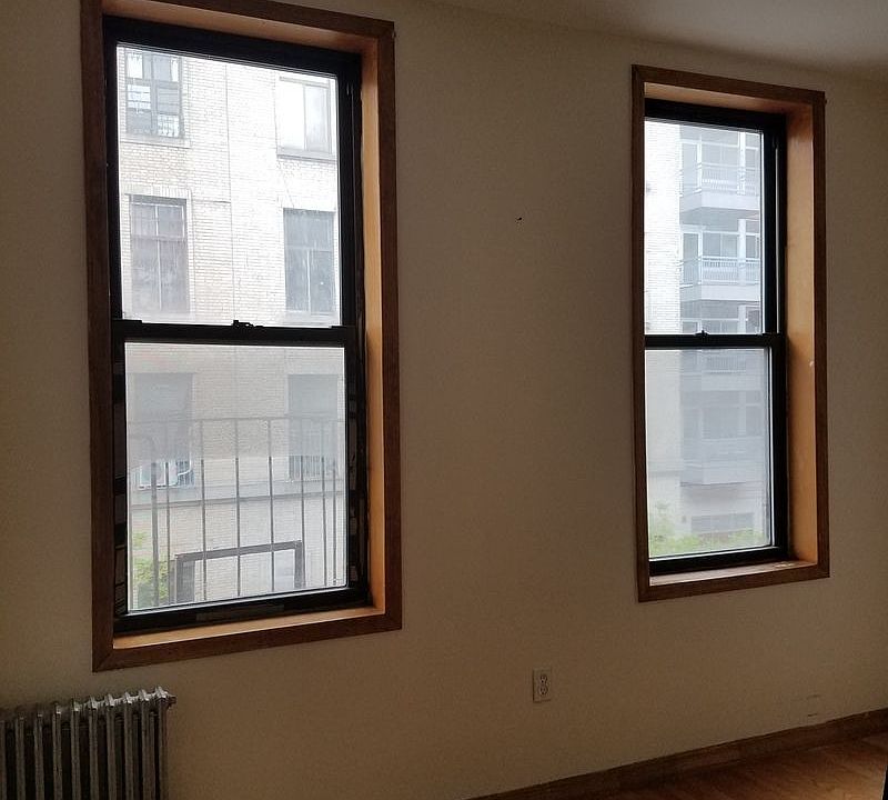 1st image of 162 Henry St #2