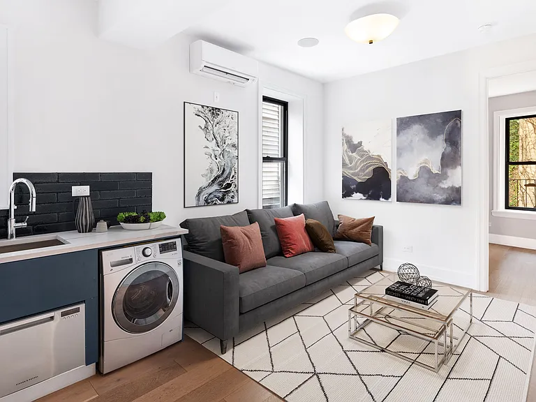 72 Bedford St #6A — Photo 1
