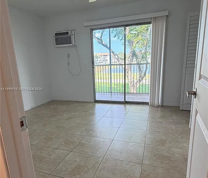 301 SW 135th Ave #C209 — Photo 10
