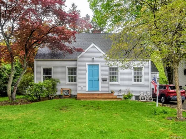 265 Belltown Rd, Stamford, CT 06905