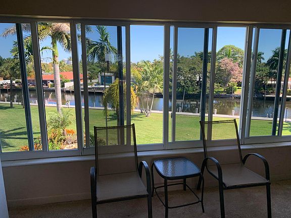 4th image of 2970 NE 16 Avenue #305