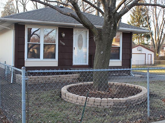 2nd image of 1508 Elm Ave