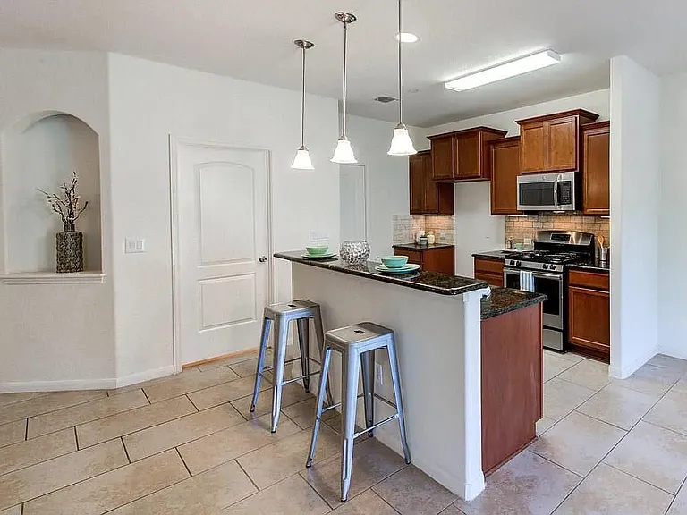 1620 Bryant Dr #2302 — Photo 8