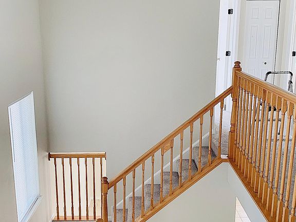 3rd image of 2822 Wheatland Ct