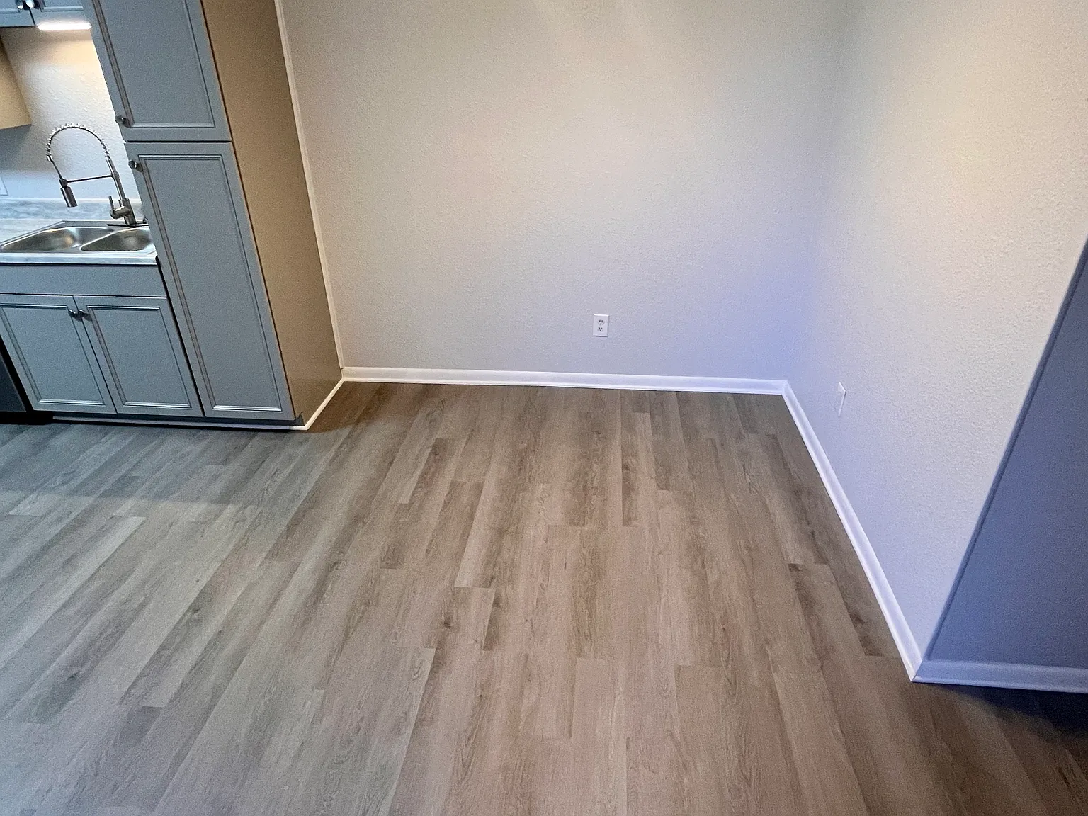 2 bed, 1.5 bath, $1,195 — Photo 4