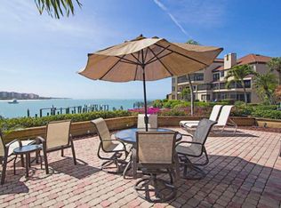 307 La Peninsula Blvd, Naples, FL 34113