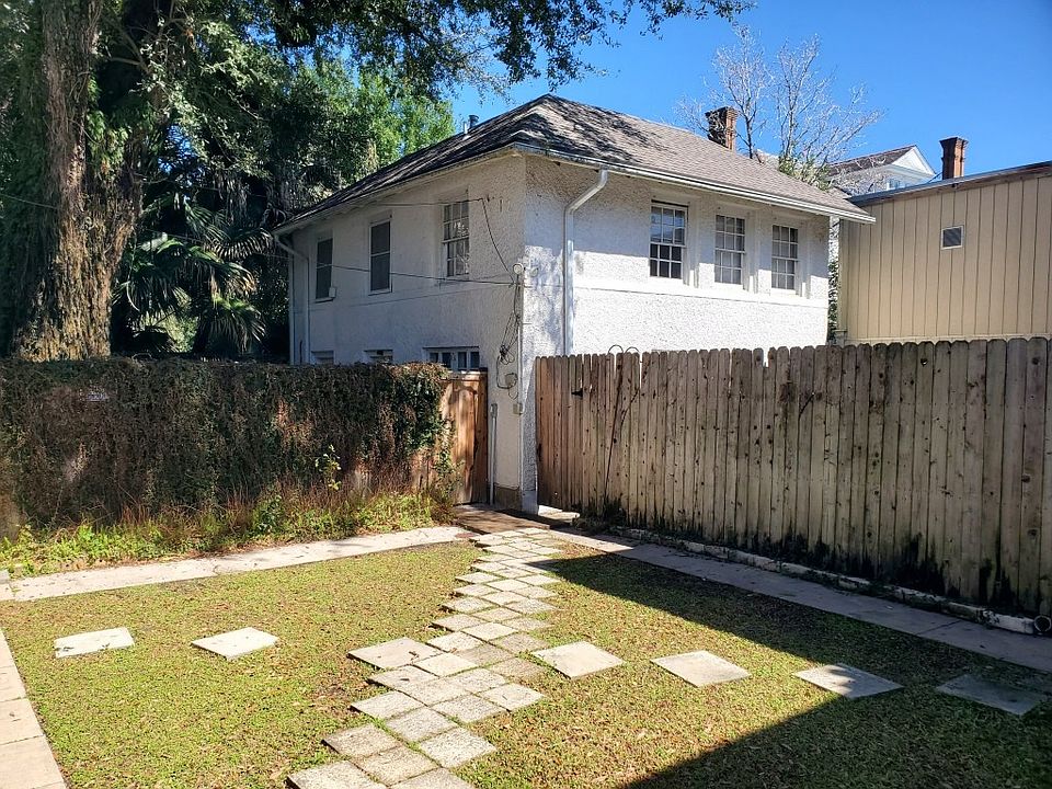 1st image of 6227 Loyola Ave