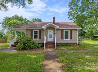 280 Pennsylvania Ave, Spindale, NC 28160