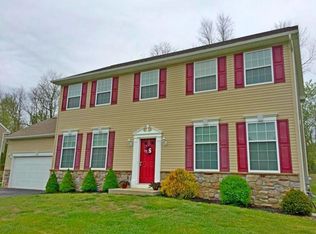 409 W 7th Ave, Parkesburg, PA 19365