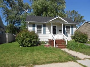 1023 E Wisconsin St, Delavan, WI 53115