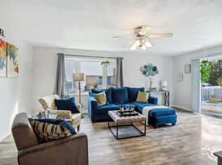 711 Henry St #1, Waunakee, WI 53597