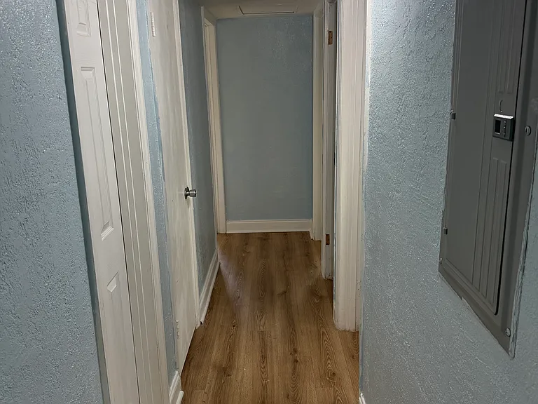 214 Graham St — Photo 24