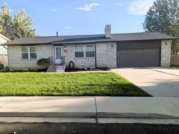 1099 W 1420 N