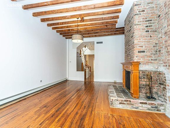 4th image of 318 W 90th St #1