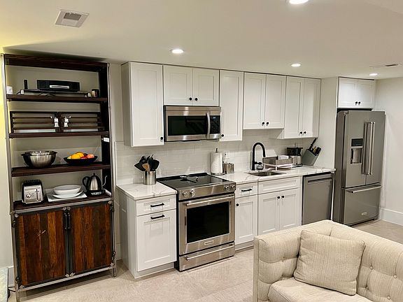 2nd image of 4011 8th St NW #B