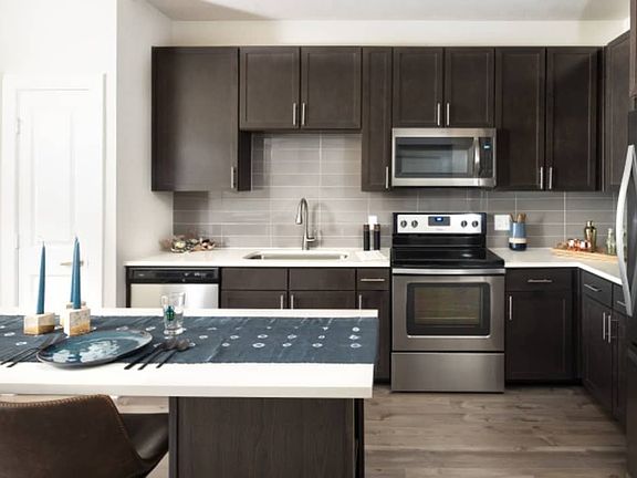 5th image of 330 Las Colinas Blvd #1446