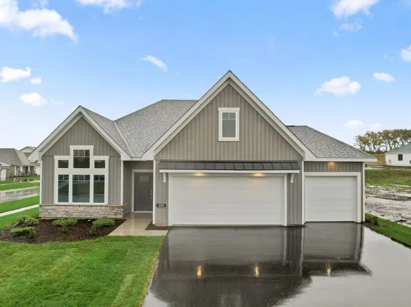 251 Meadow Way, Elko New Market, MN 55054