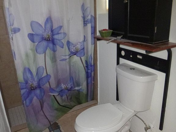 3rd image of 1348 S 9th Ave #2