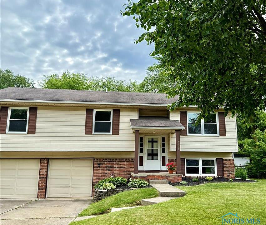 1st image of 2151 Blackthorn Dr