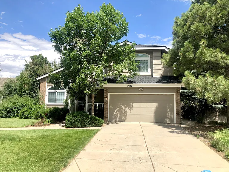 1258 N Deckers Pl — Photo 3