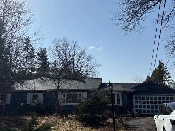 11750 Auburn Rd, Chardon, OH 44024