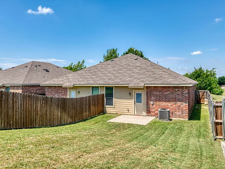 332 Schirra Ct — Photo 29