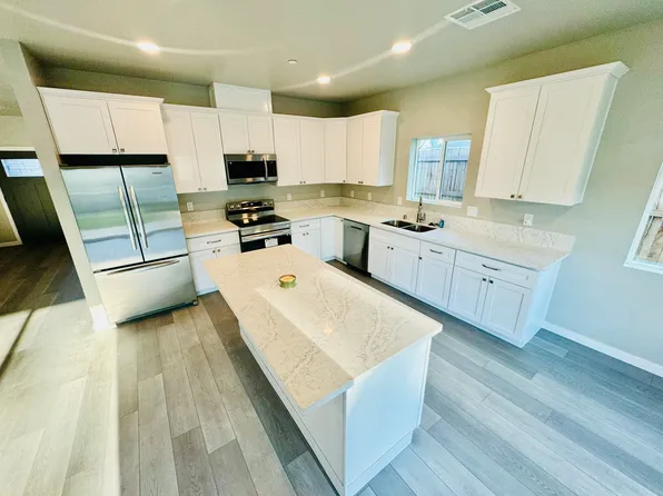 (undisclosed Address), West Sacramento, CA 95605