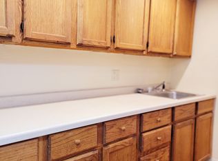 900 E 5th St #16040748, Blue Earth, MN 56013