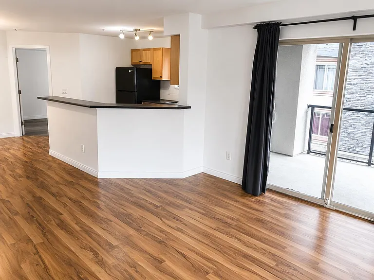 244 Sherbrooke St #2321 — Photo 6