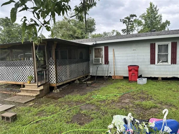 20530 Carpenter Rd, Springfield, LA 70462