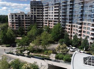23 Cox Blvd #952, Markham, ON L3R 7Z9