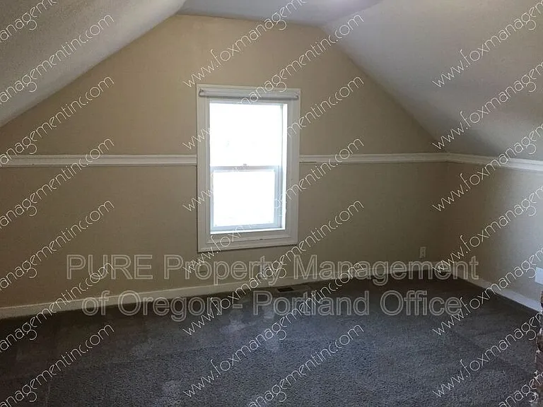 6320 NE Simpson St — Photo 13