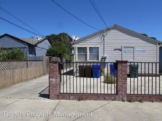 1st image of 3239 Tulare Ave